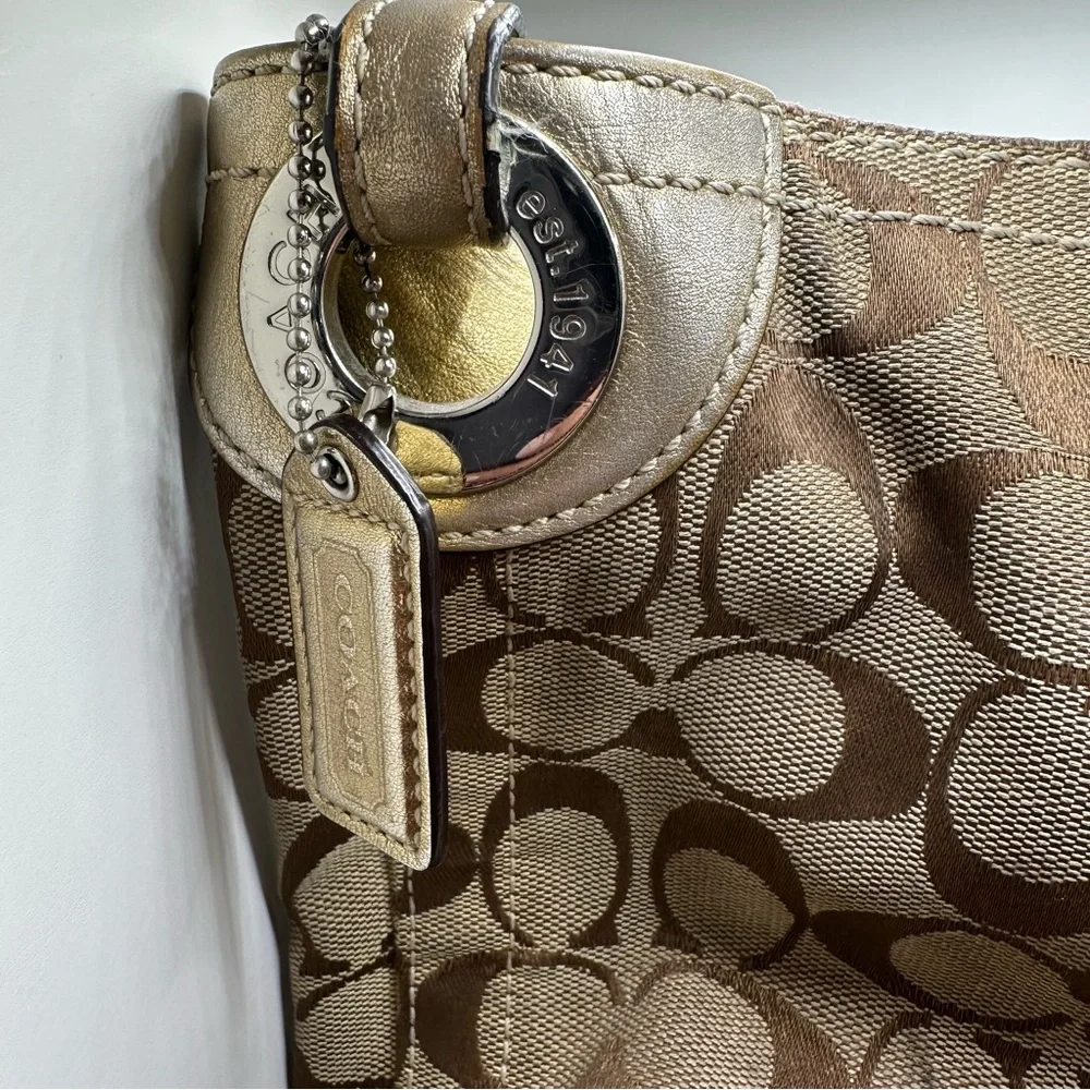 COACH Y2K Signature C Khaki Canvas Gold Leather Shoulder Tote Purse‎